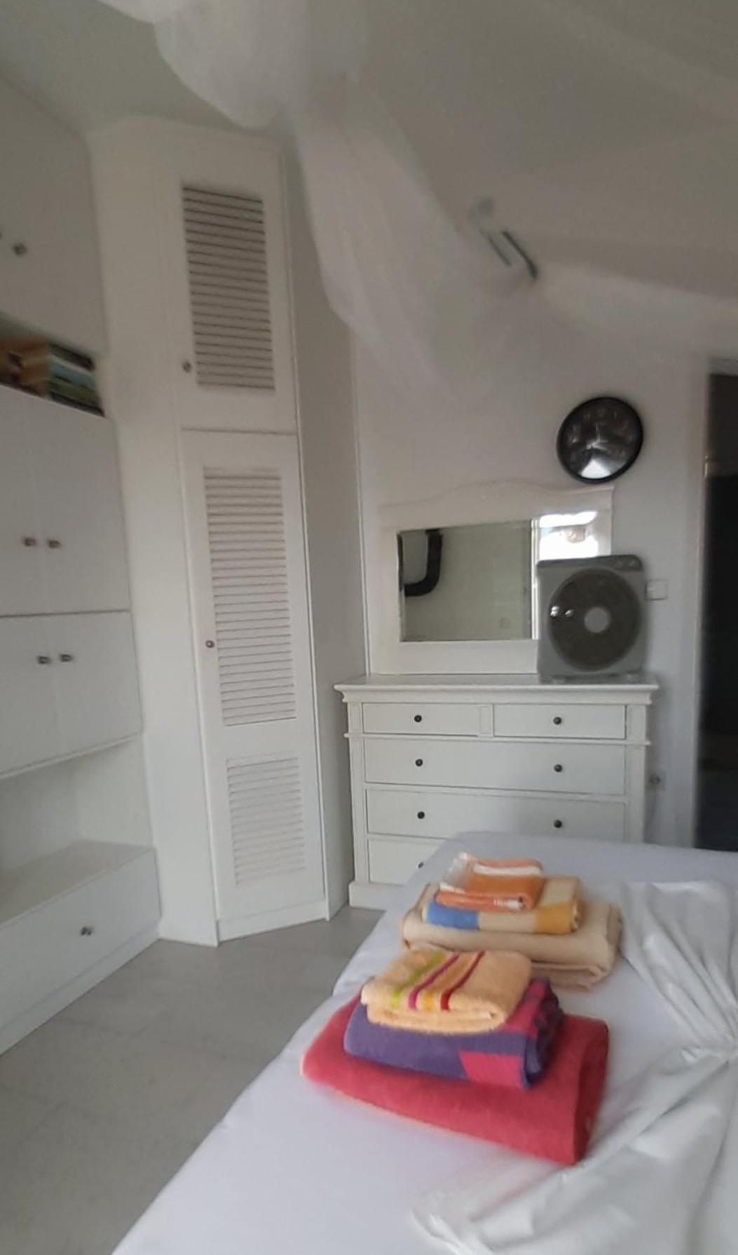 Haus Asterakia Apartment Aliko Beach Exterior photo